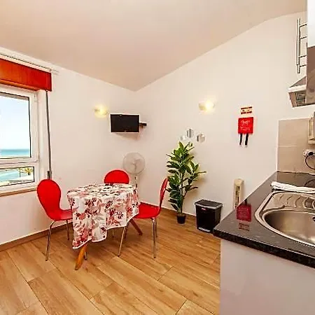 A38 - Rising Sun Top-floor Flat Lagos