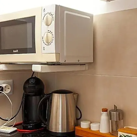 A38 - Rising Sun Top-floor Flat 2*